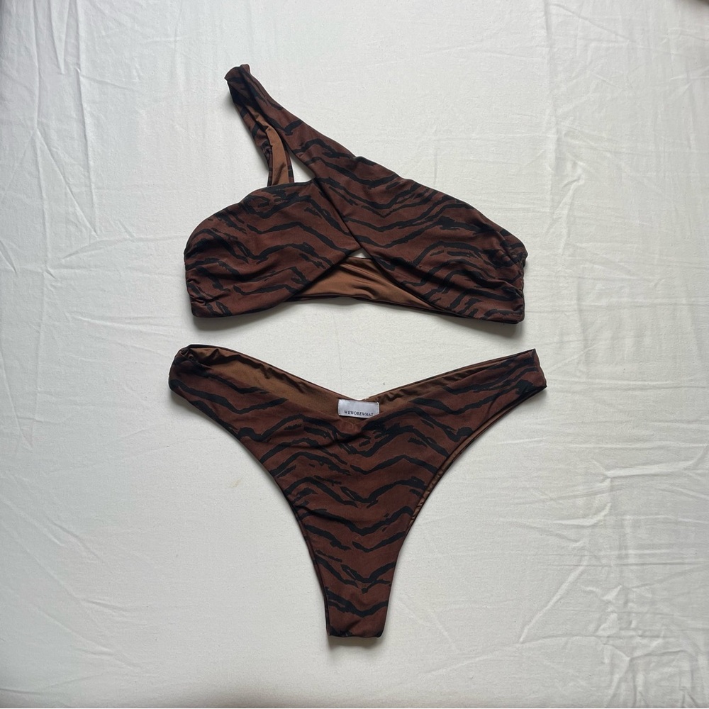 WeWoreWhat Bikini Set